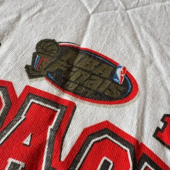 Vintage Starter 1997 Chicago Bulls Champs T-Shirt EUC XL